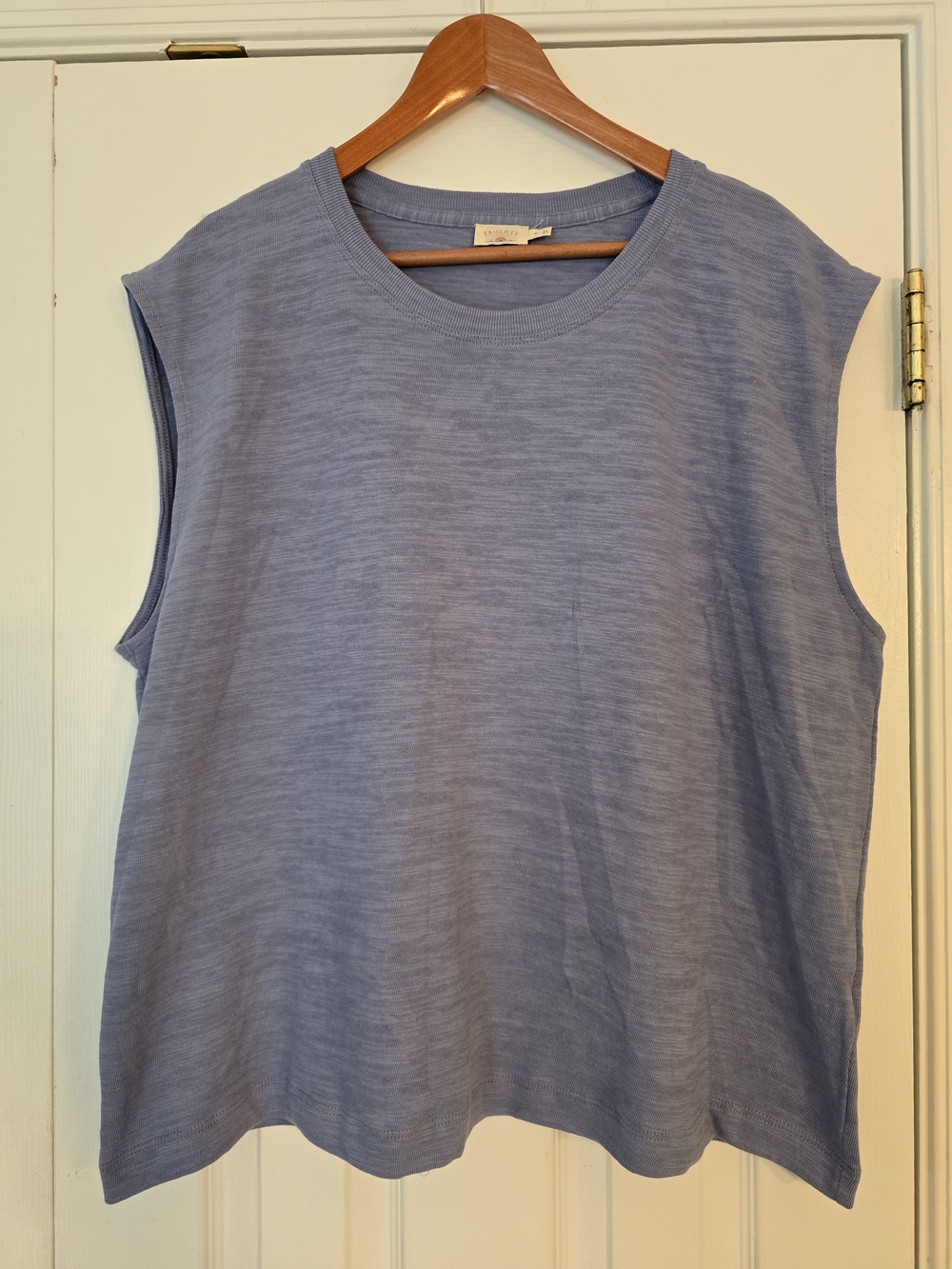 NWOT Faherty Dusty Blue Sleeveless Crewneck Tank - XL